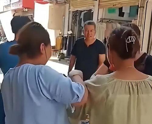 985高校女子吃瓜,校园生活新视角下的趣味瞬间”